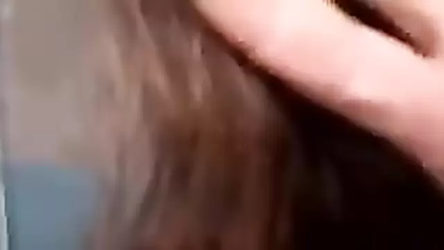 Elbiseli güzel Özbek solo kız